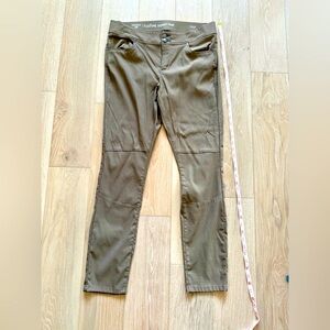 Toad and Co cargo pants